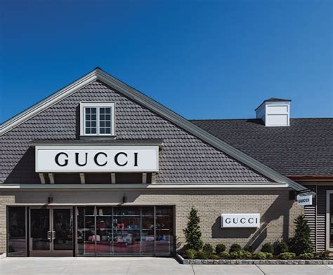 outlet gucci new york|gucci woodbury common premium outlets.